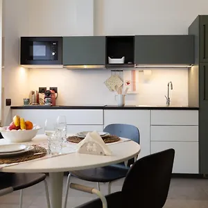  Apartment Kita House